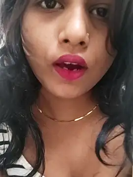 Saniya Doll online show from 08-01-26, 11:09