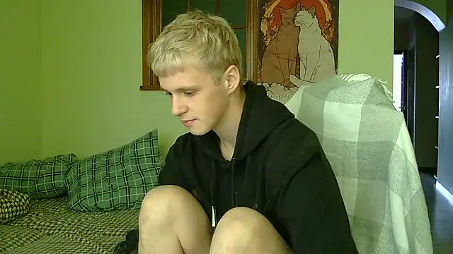 Snapshot of _Timmy_Boy_ chatting on 10-12-25, 07:18  Timmy Boy  online show from 10-12-25, 07:18