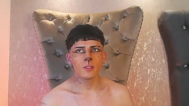 MateoMitchell online show from 10-24-25, 05:26