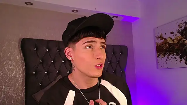 MateoMitchell online show from 11-08-25, 05:29