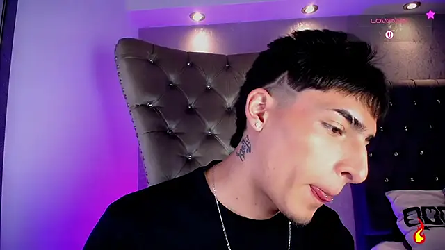 MateoMitchell online show from 02-25-26, 04:33