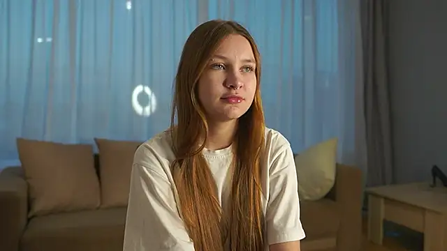 Snapshot of MarindaRuud chatting on 10-12-25, 01:10 MarindaRuud online show from 10-12-25, 01:10