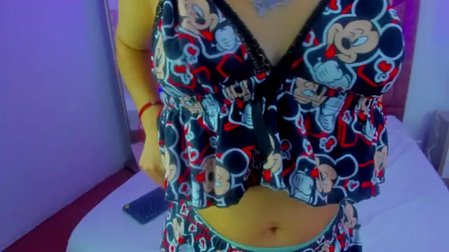 Alanha   online show from 10-10-25, 04:00