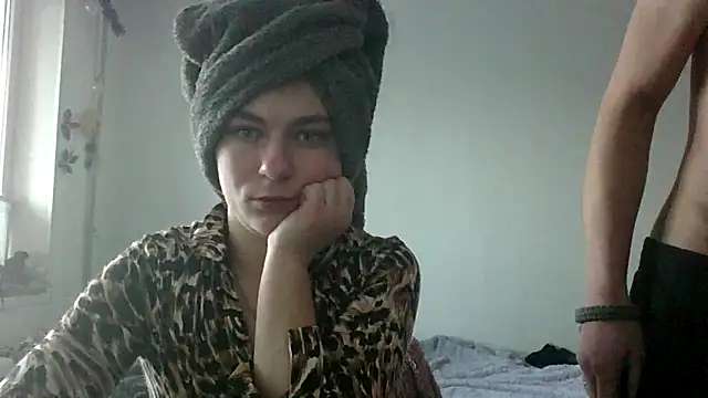 Twolatte1520 online show from 02-04-26, 10:43