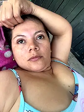 lady and charly online show from 12-21-25, 05:09