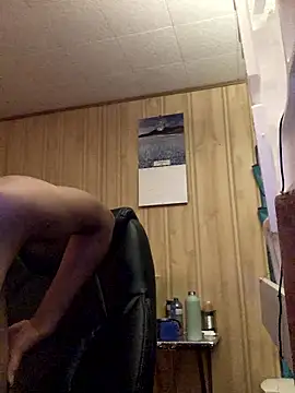 Snapshot of pussyeater69XO chatting on 01-12-26, 06:35 pussyeater69XO online show from 01-12-26, 06:35