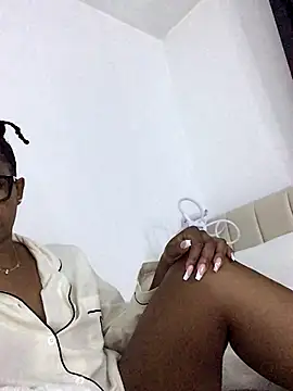 Snapshot of CurvyGoddessXxx chatting on 10-14-25, 09:59 CurvyGoddessXxx online show from 10-14-25, 09:59