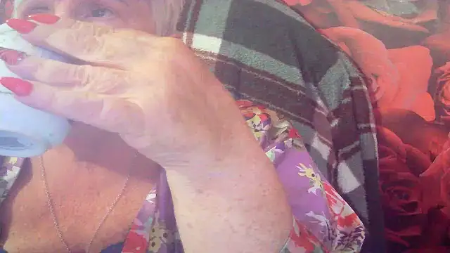 Playful MILF Demi online show from 06-15-26, 08:05