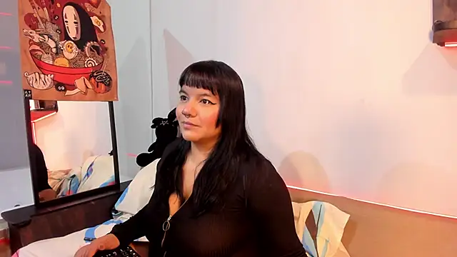 Snapshot of Louiemanson_ chatting on 10-10-25, 04:55 Louiemanson online show from 10-10-25, 04:55