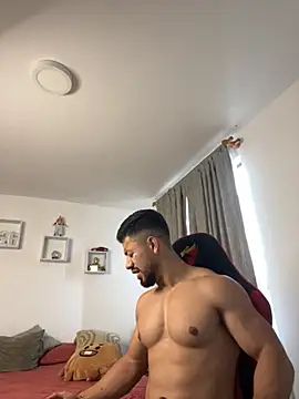 Ezzio Scolaro online show from 02-21-26, 01:12