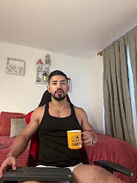 Ezzio Scolaro online show from 04-03-26, 09:46