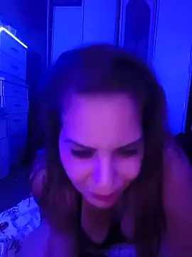 KRISZTIN1987 online show from 10-21-25, 06:30