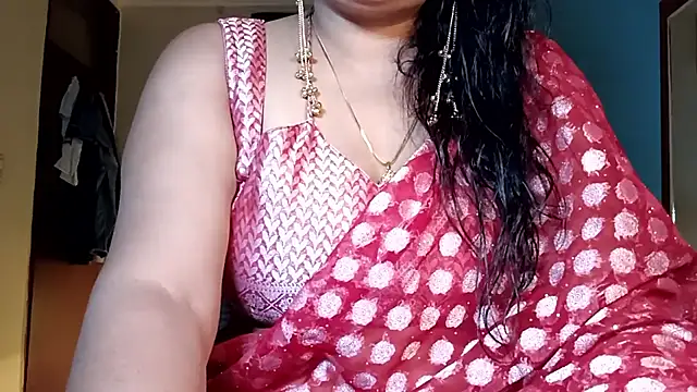 horny milf couple online show from 06-28-26, 07:31