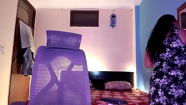 horny milf couple online show from 07-05-26, 07:21