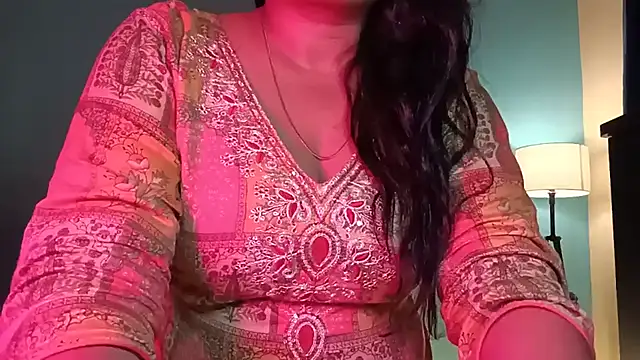 horny milf couple online show from 07-30-26, 07:57
