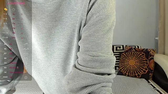 Amalia Mio online show from 12-23-25, 08:01