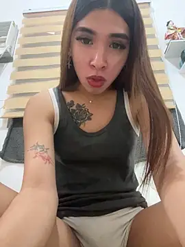 Snapshot of Yourdreamgoddess chatting on 05-17-26, 04:54 Yourdreamgoddess online show from 05-17-26, 04:54
