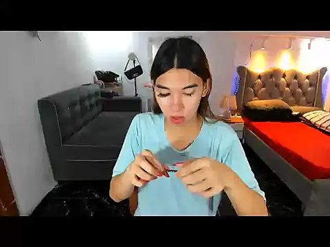Snapshot of Yourdreamgoddess chatting on 06-11-26, 05:22 Yourdreamgoddess online show from 06-11-26, 05:22