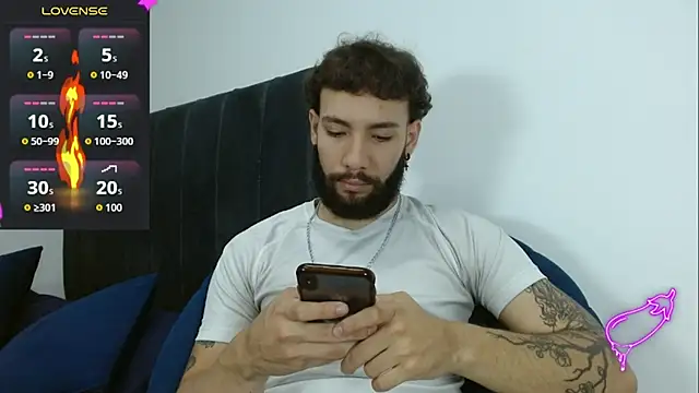 angel kyrozz online show from 12-17-25, 07:20