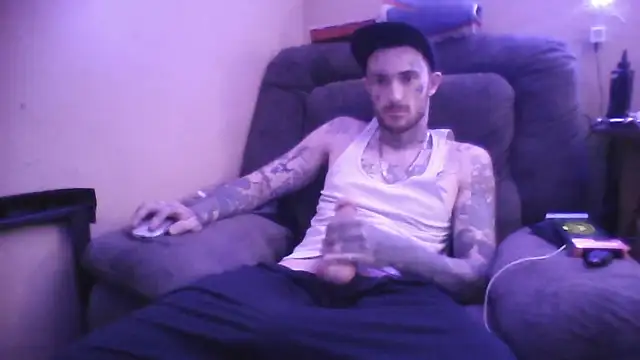 Snapshot of SWAGGDaddy93 chatting on 02-11-26, 03:50 SWAGGDaddy93 online show from 02-11-26, 03:50