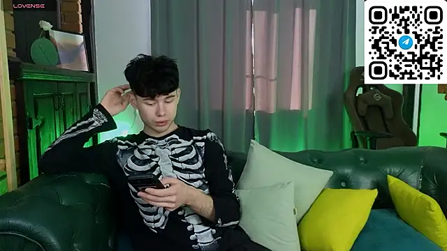 Cute Mike online show from 02-27-26, 06:02