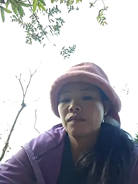 miomio-12 online show from 10-28-25, 09:46