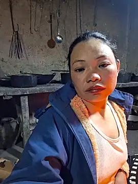 miomio-12 online show from 11-29-25, 10:02