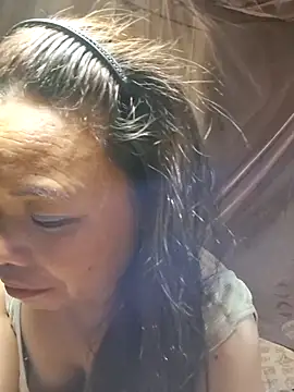 miomio-12 online show from 03-29-26, 01:00