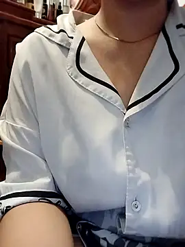 Snapshot of Babyloudi chatting on 11-18-25, 05:01 Babyloudi online show from 11-18-25, 05:01