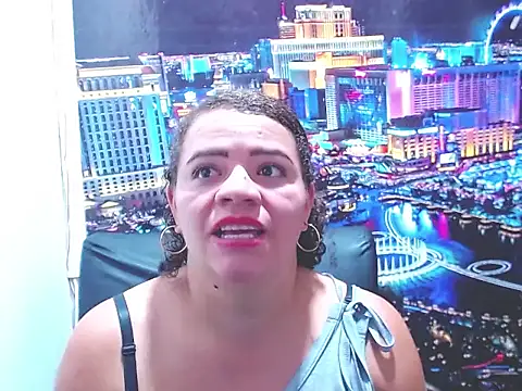 Snapshot of Biigg_xxx chatting on 11-01-25, 01:35 Biigg xxx online show from 11-01-25, 01:35