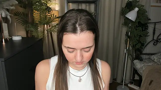 ThelmaJusto online show from 11-23-25, 03:12