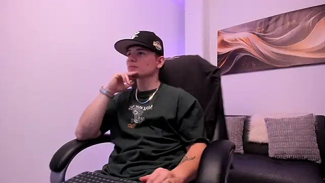 Leoo Miller online show from 11-14-25, 11:02