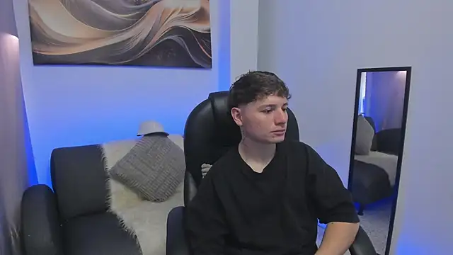 Leoo Miller online show from 01-18-26, 04:05