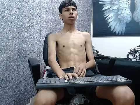 sexyboys cutex18 online show from 10-11-25, 06:17