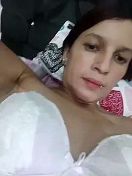 Mariana08andDiego online show from 11-21-25, 02:10