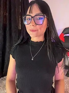 AlannaDollx online show from 11-05-25, 01:44