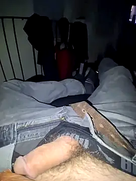 Snapshot of jfro553 chatting on 12-20-25, 04:41 jfro553 online show from 12-20-25, 04:41