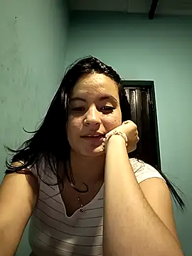 Snapshot of ammy_ys chatting on 10-08-25, 10:07 ammy ys online show from 10-08-25, 10:07