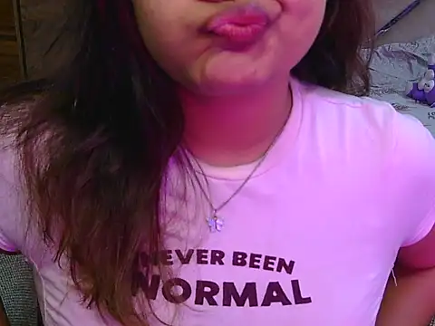 cute zaraa online show from 12-17-25, 05:13