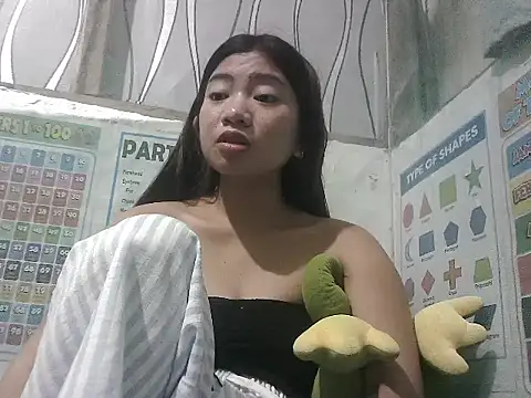 Hot Lina31 online show from 07-19-26, 01:04