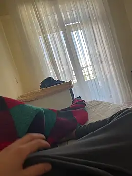 Snapshot of genckaan00 chatting on 10-05-25, 09:51 genckaan00 online show from 10-05-25, 09:51