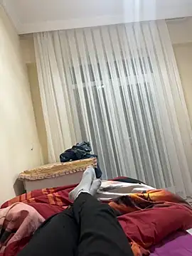 Snapshot of genckaan00 chatting on 10-22-25, 04:18 genckaan00 online show from 10-22-25, 04:18