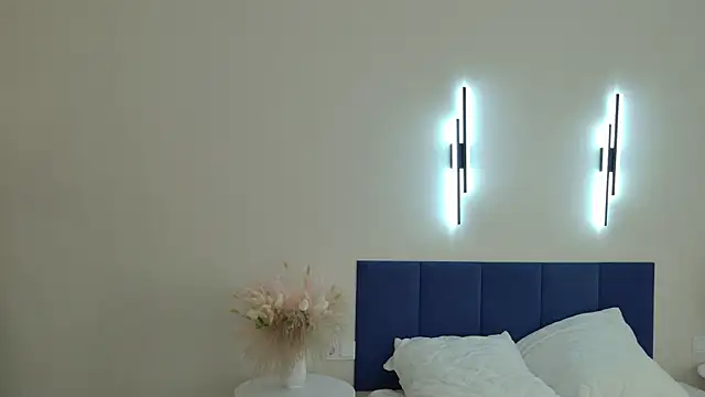 Alexis Lovely online show from 04-23-26, 04:57