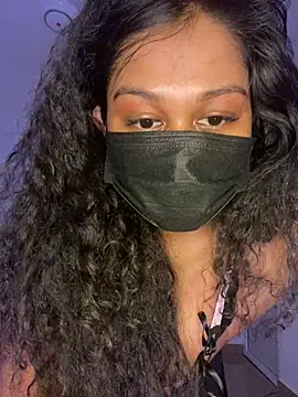 Monica  Bellucci   online show from 03-06-26, 06:59