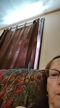 Snapshot of Spicylady1234 chatting on 05-29-26, 09:35 Spicylady1234 online show from 05-29-26, 09:35
