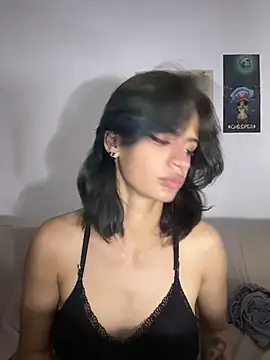 sukulaurens online show from 06-26-26, 04:06