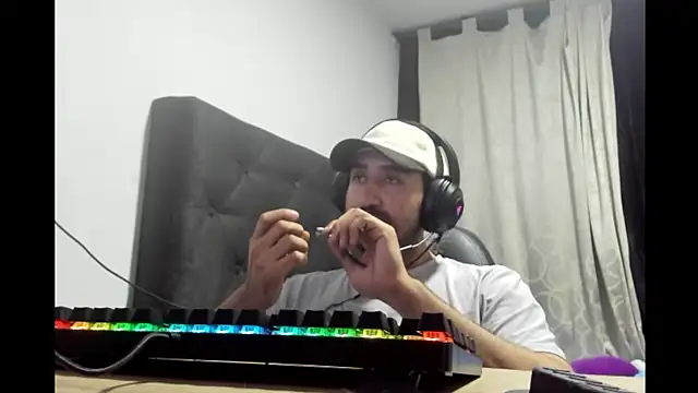 coolfriki online show from 05-01-26, 12:48