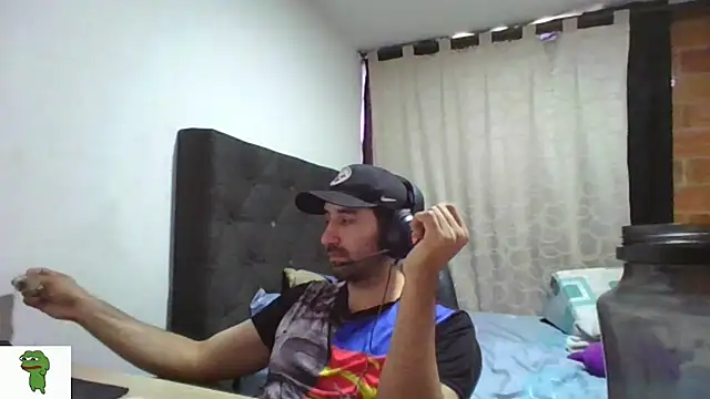 coolfriki online show from 07-17-26, 09:41