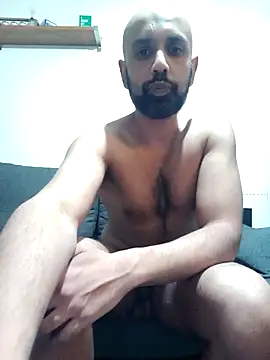 T1T012 online show from 02-08-26, 01:53