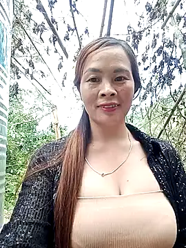 lucky774- online show from 10-22-25, 07:30